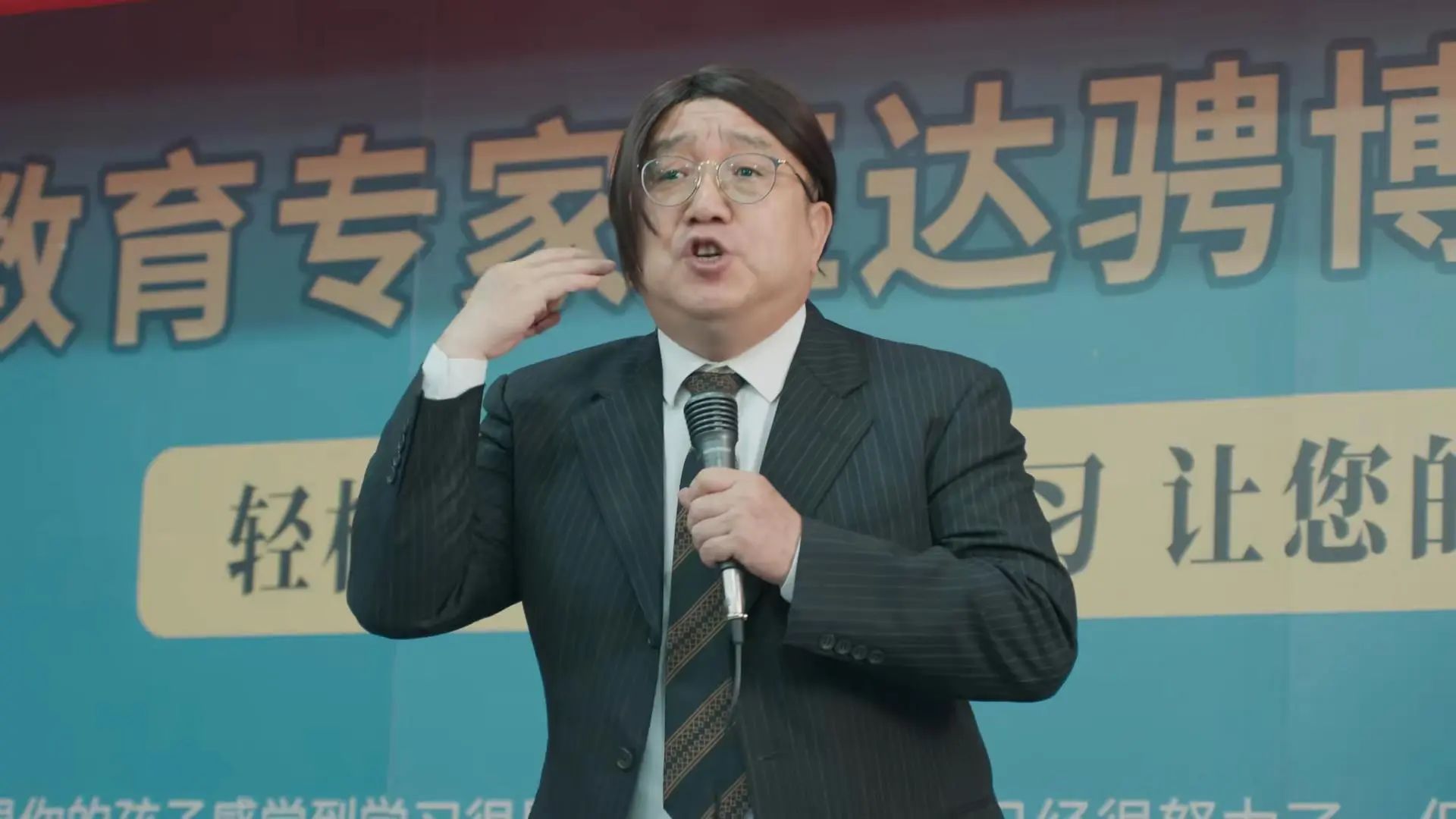 央视《迎风的青春》开播，连看2集，我要说：央视果真又淘到宝了