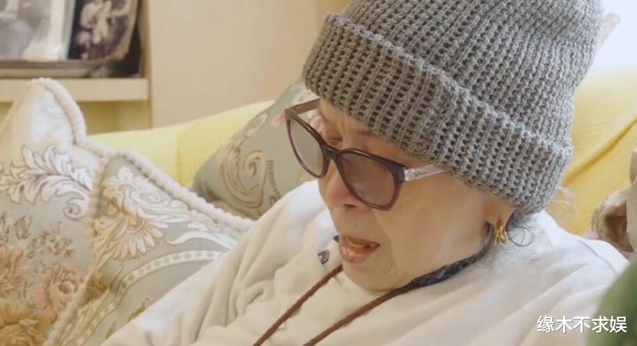 李玟|李玟逝世一周年:87岁母亲含泪泣述女儿辛苦,好声音学员发声!