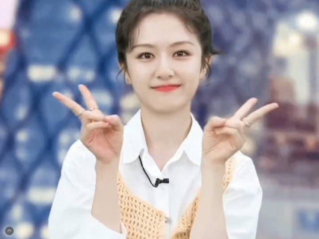 李兰迪10岁-24岁荧屏变化,等比例长大,神似沈傲君