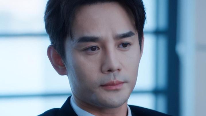 都市爱情剧《失笑》今晚开播，高颜值阵容堪称颜粉春天，该火了