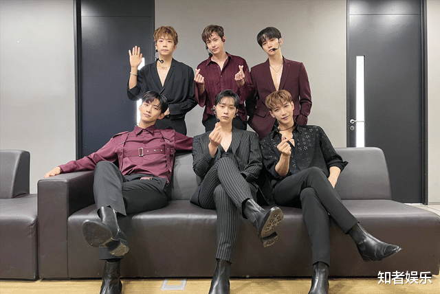 韩国一线男团成员穿皮短裤引争议,昔日猛男人设崩塌,原因很简单