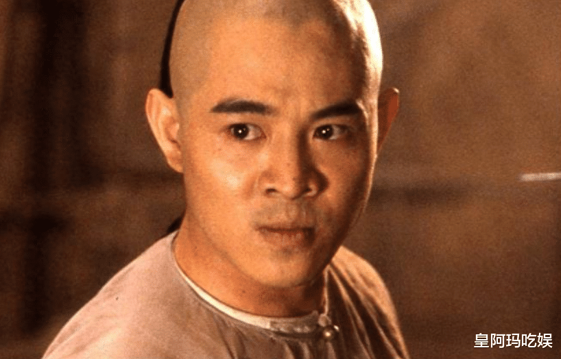 年轻时英俊潇洒，老了快要认不出来，这4位男明星花期太短了