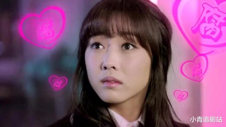 《灵魂摆渡》四大流量女星，杨紫脸小了，彭小苒认不出，她俩最美