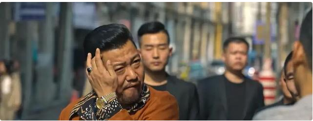 辞去体制内转行演员，“手撕张颂文让倪妮倒贴”，44岁贾冰太敢了