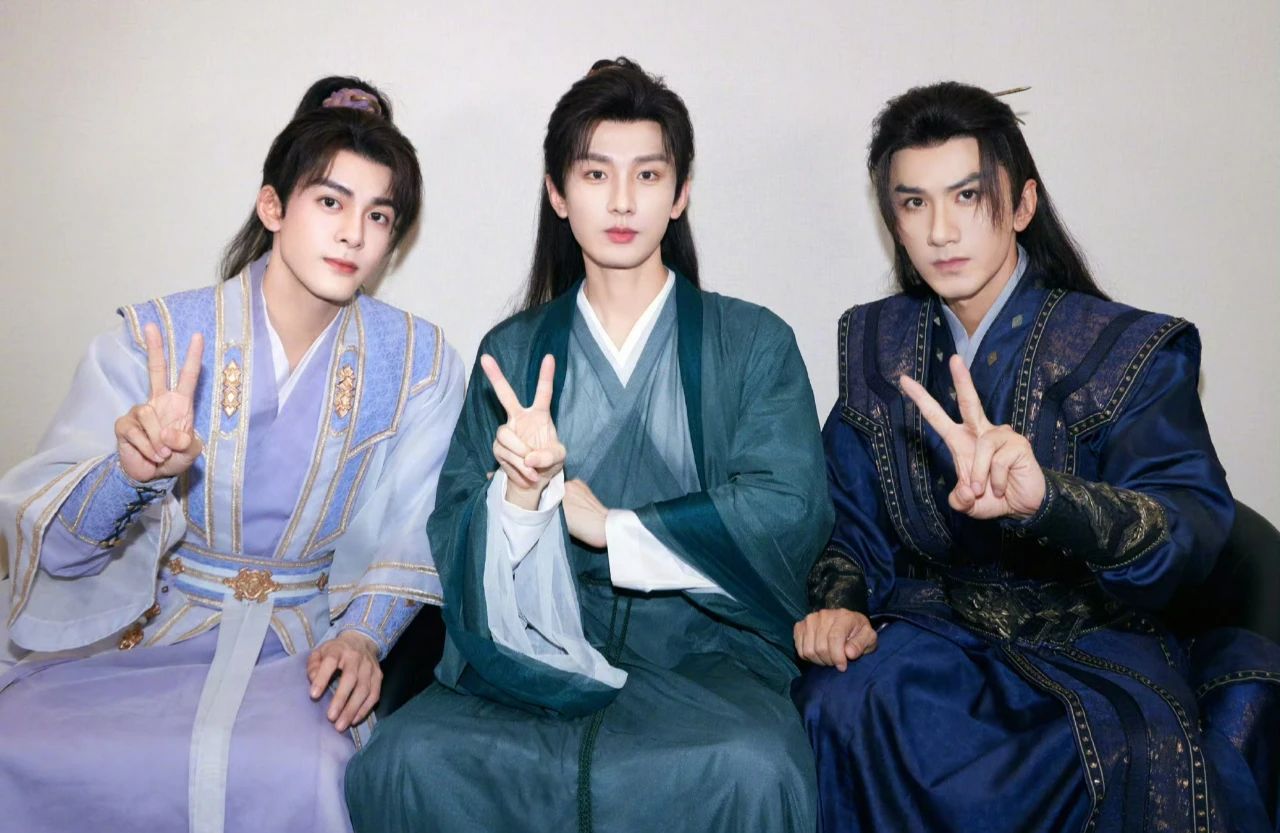 搭男演员很出圈，搭女演员却毫无CP感，曾舜晞究竟差在哪儿了？