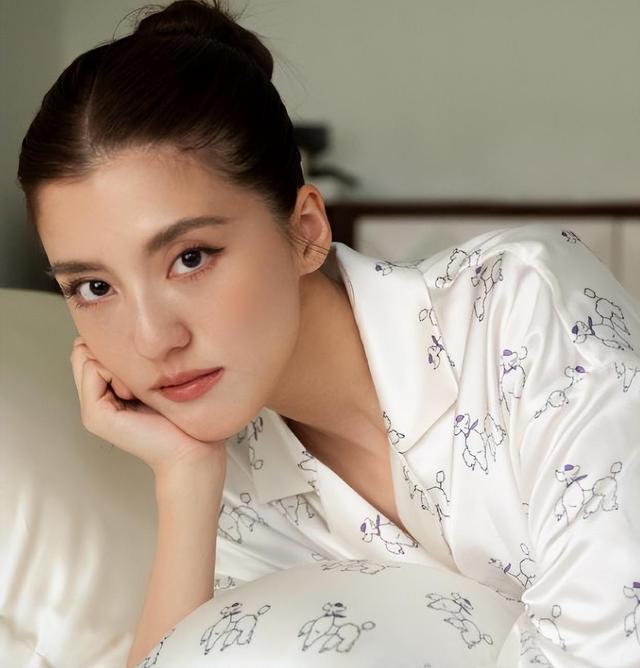 吴千语长胖疑似怀孕,结婚半年做自由富太太,和施伯雄越发恩爱!