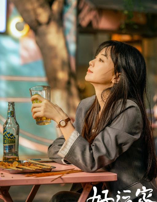 45岁佟大为对比38岁张小斐，老天赏饭吃与科班毕业的演技一目了然