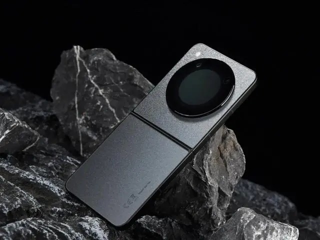 2388元,入手努比亚Flip,那绝对是物有所值的!