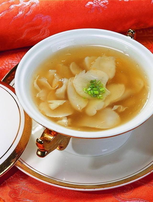 鲁菜四大名菜是哪四个？鲁菜四大名菜叫什么？最后一个绝对想不到