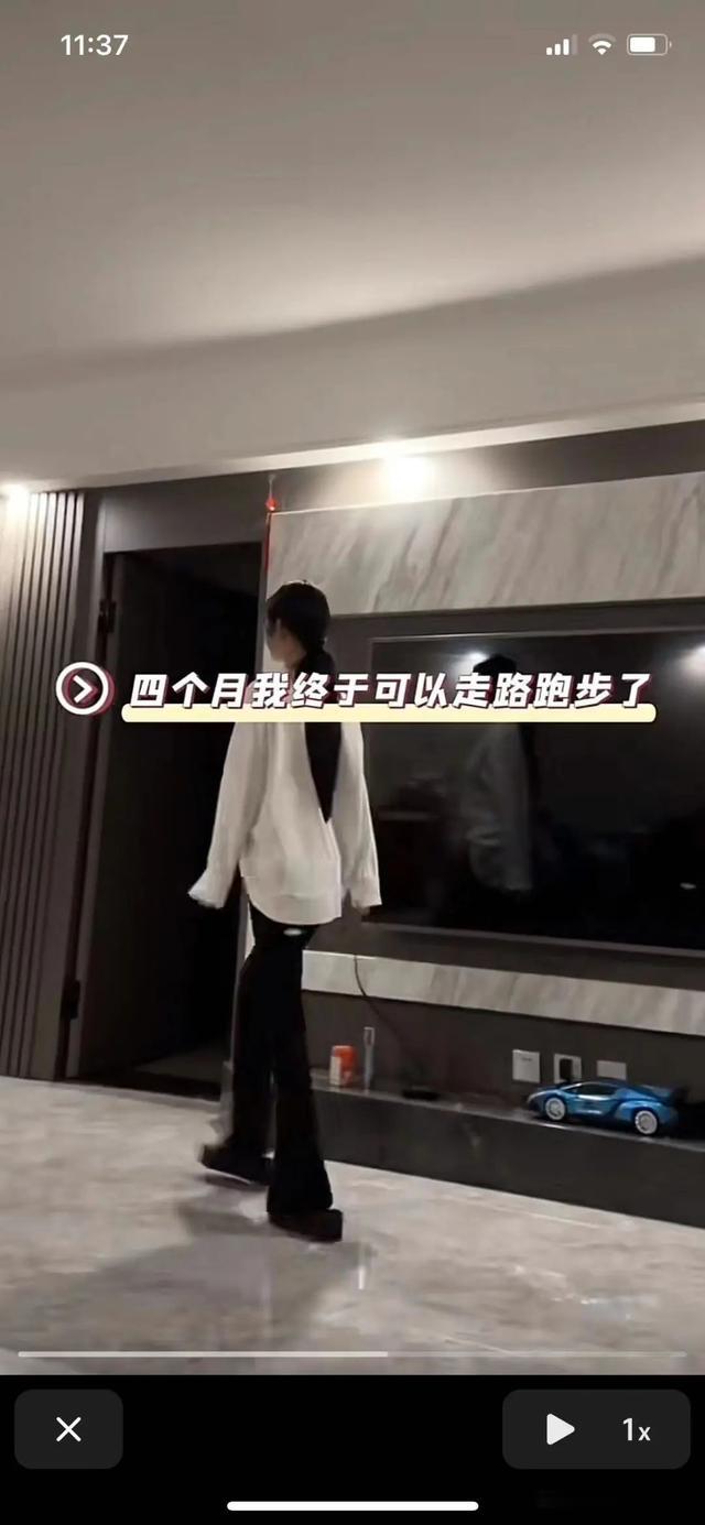 网红娇妻为满足丈夫腿控癖好