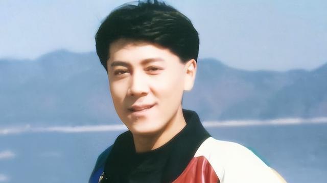 中国演艺圈,军衔大得吓人的7位明星,看看你认识几位?