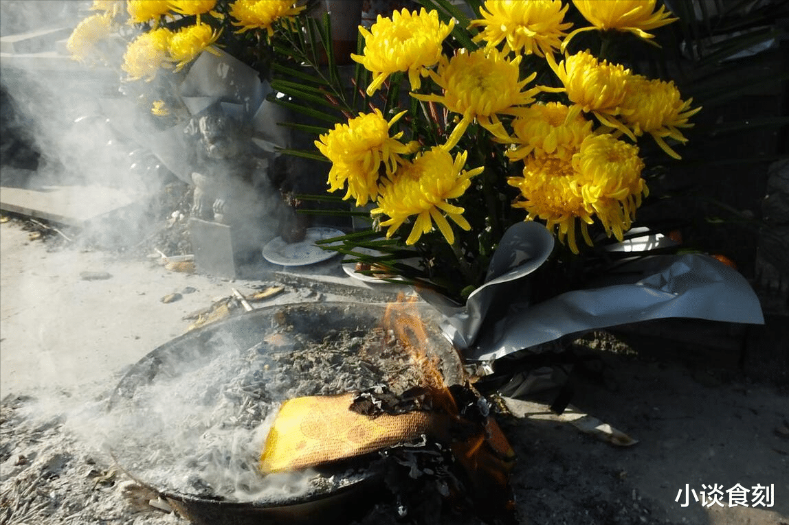 老人说“坟不扫，祸不少”啥意思？清明节为啥要扫墓祭祖？早知道
