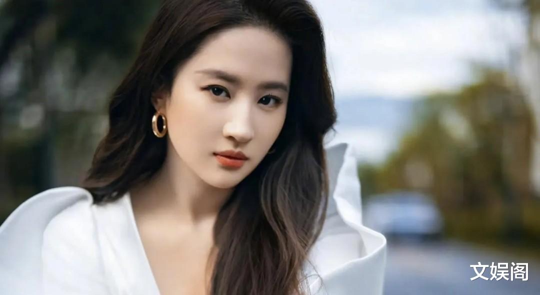 神仙姐姐新剧即将播出!职场情场都是历练,江湖地位已经稳固