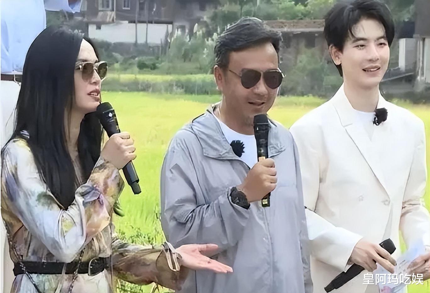 汪涵断崖式衰老!50岁的年纪70岁的容颜,满头白发怎么老成这样?