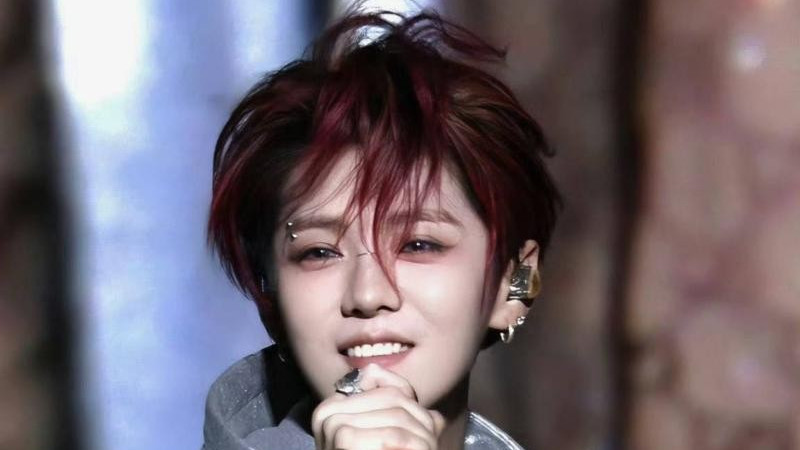 被禁止关注后，鹿晗后援会公开工作安排引关注！网友：诡异的封杀！