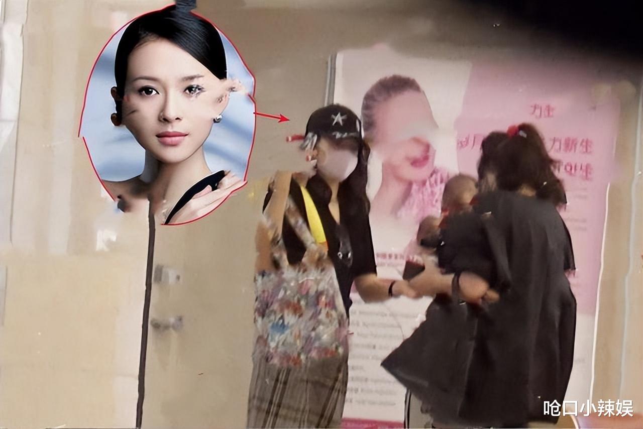 章子怡舍弃奢侈品大牌!背帆布包简约上阵,网友:当妈妈就懂