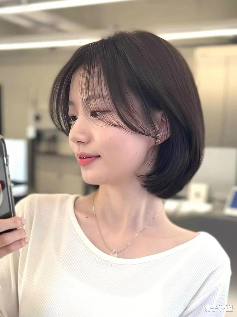 挂耳波波头,时尚与质感完美融合的发型,你喜欢吗