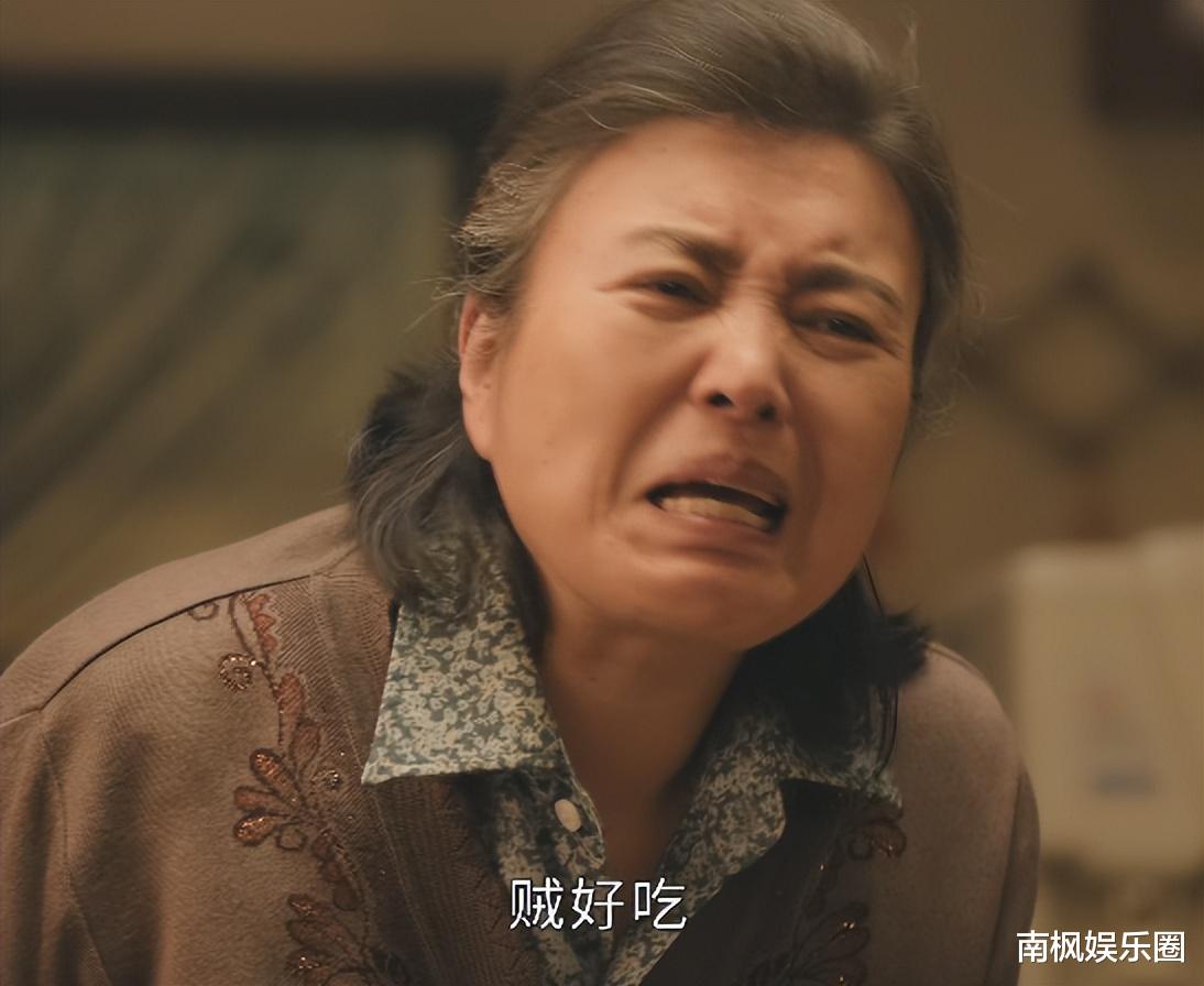 空降2集,全网收视率第一,终于有让我熬夜狂追的央视悬疑剧了