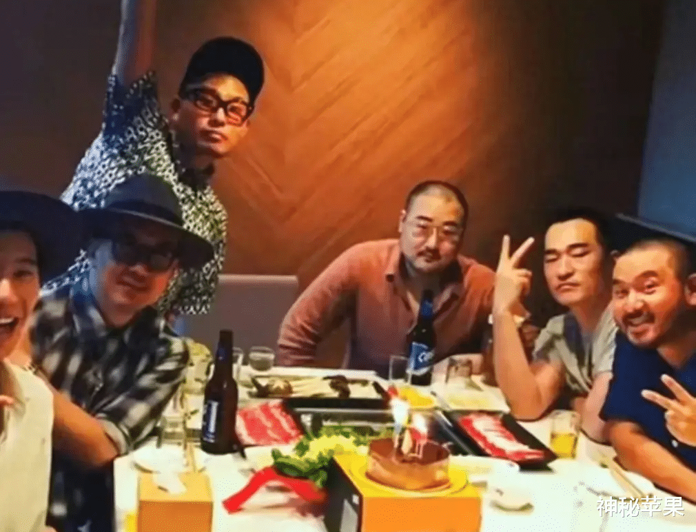 具俊烨隆重庆祝56岁生日,大S跟汪小菲角色置换,她真配不上好的