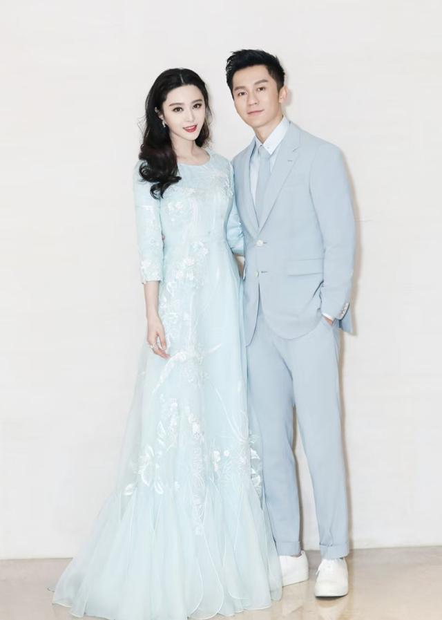 赵薇官宣离婚,前夫背负债务11.2亿,网友喊话黄晓明去追赵薇!