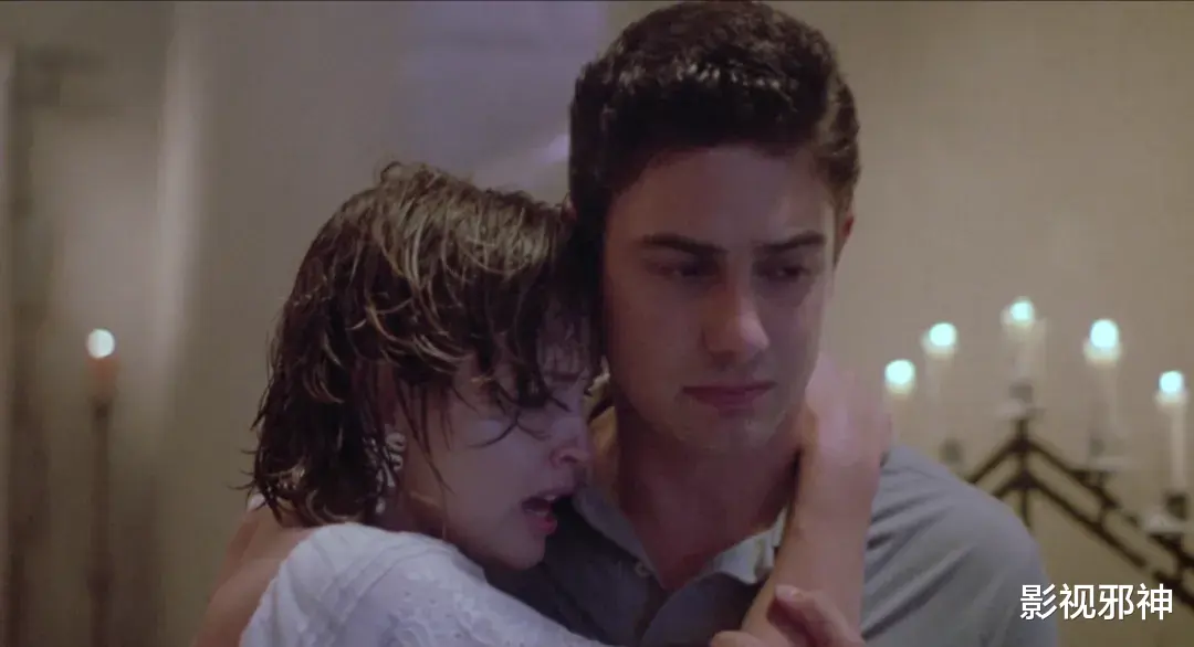 古早版「林中小屋」,尺度逆天