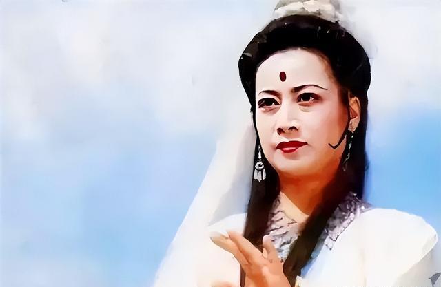 “观音”扮演者左大玢有多美？与主席是忘年交，颜值不输一线女星