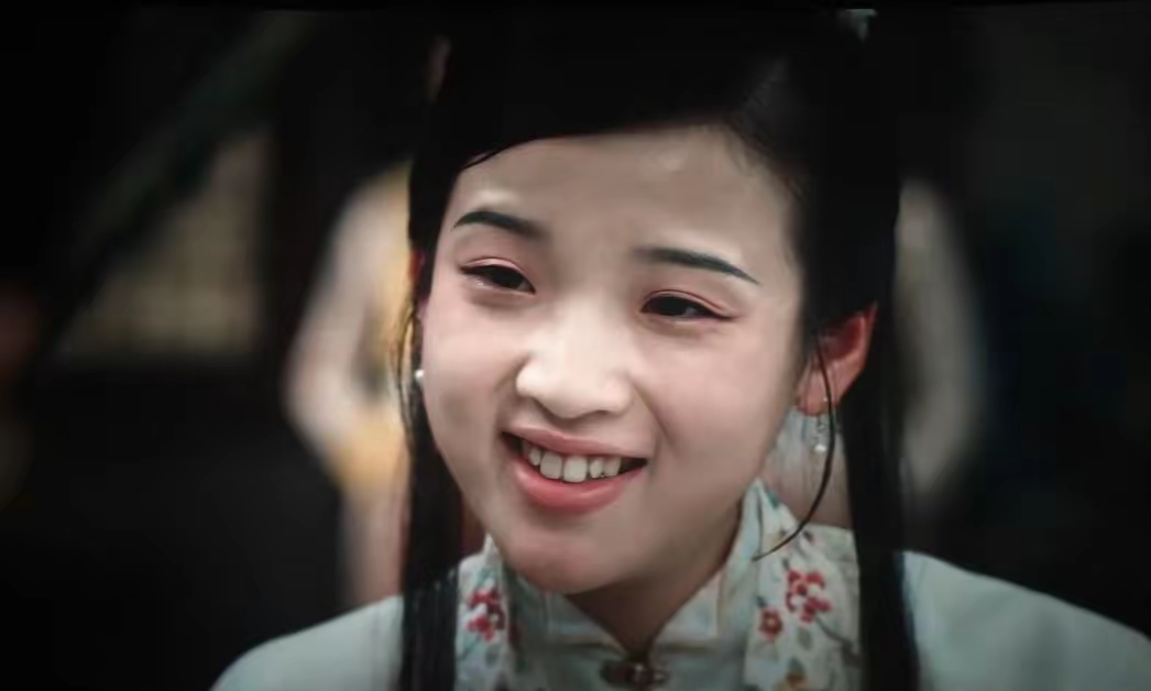 同样是演刘姥姥,把丁嘉丽和沙玉华一对比,就知影版红楼为啥扑了