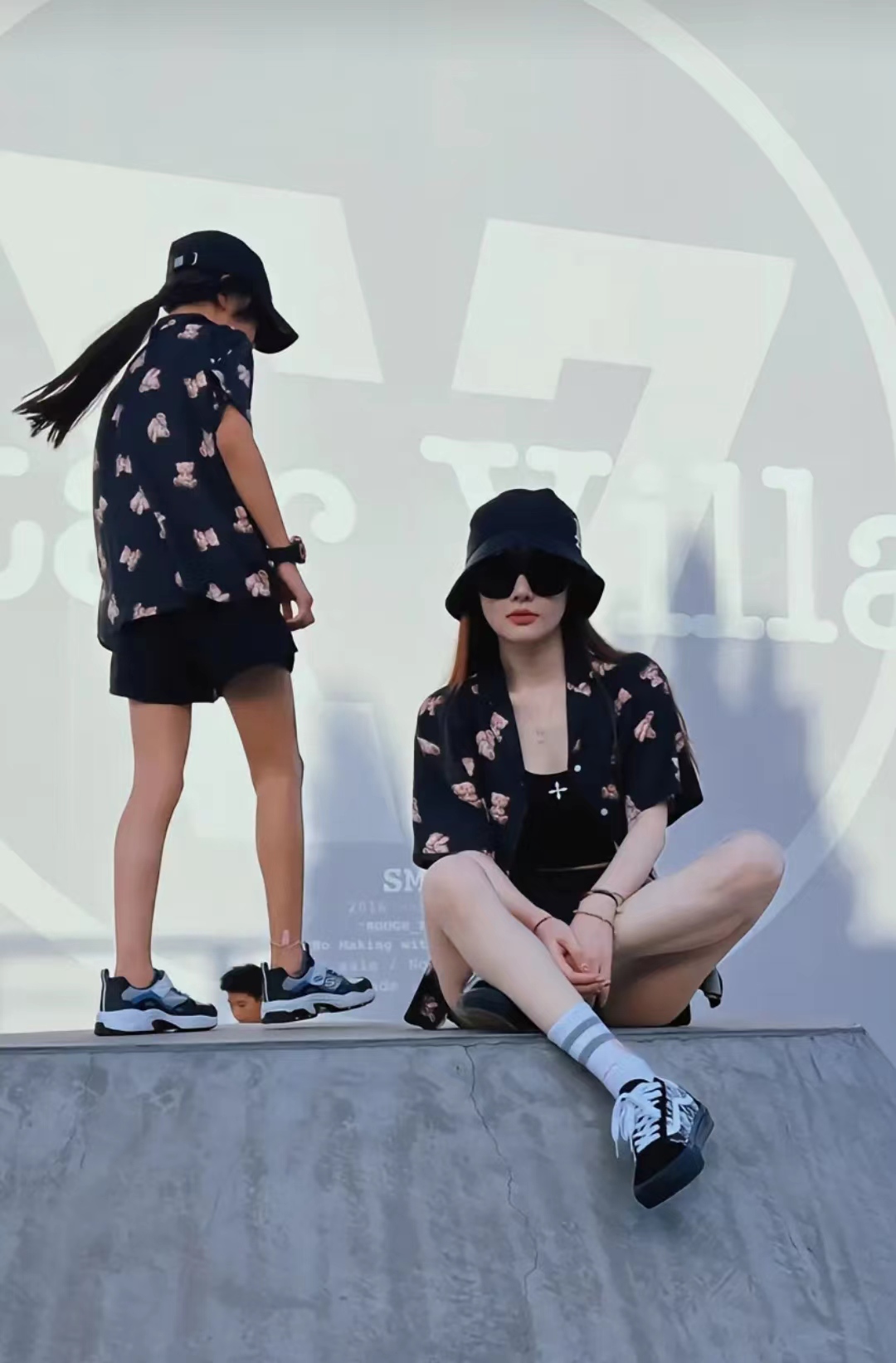 李小璐给女儿“做榜样”，带头怼恶评网友，这是“好妈妈”人设？