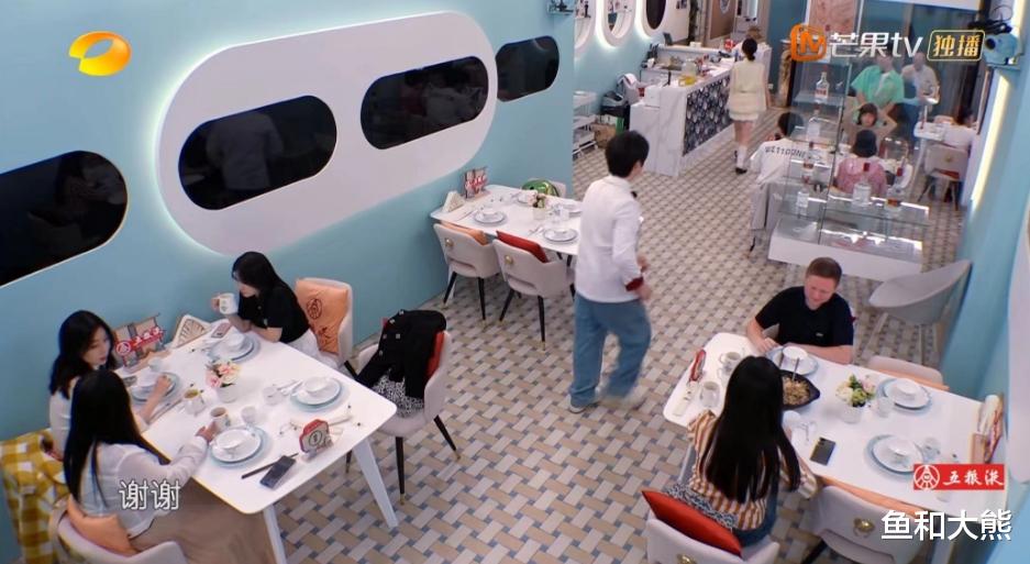 素人的命不是命？林述巍被锁冷藏室，节目组冷眼旁观做法令人愤怒