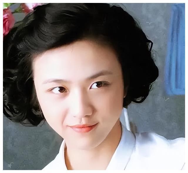 十年后再看汤唯在韩处境,方知冯小刚话中真意