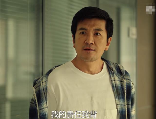 央视《宿敌》:全员演技过关,唯有一人是败笔,长得老演技还烂