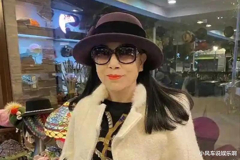 台湾好色富婆:有过5任丈夫,想用40亿和黎明在一起,最后却选择出家!