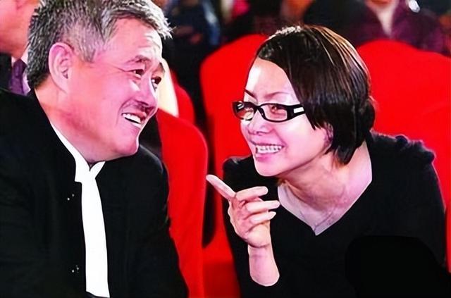 星二代赵一楠:让亲生父亲赵本山颜面尽失,却扬言:他不够了解我