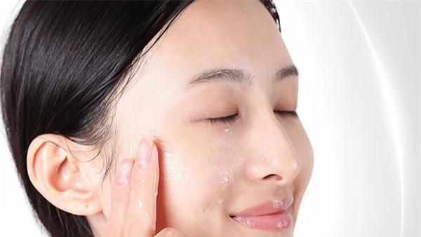 美白淡斑的护肤品哪个品牌好？真正好用有效的美白淡斑护肤品推荐