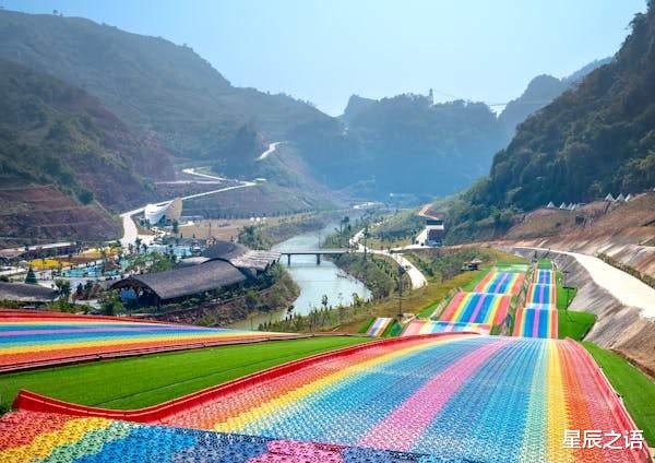 八月，这4大星座职场路遇“绊脚石”，教你如何巧妙化解小人危机