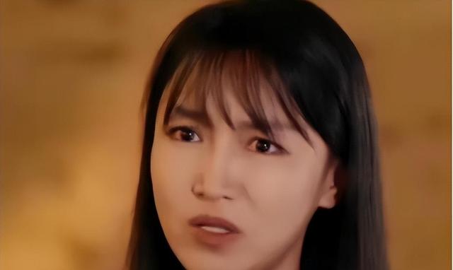 时隔一年李子柒再度营业,近照堪比毁容,她经历了什么?