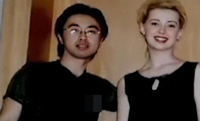 09年,俄罗斯超模嫁给大11岁东北大叔后,为他生混血娃成中国辣妈