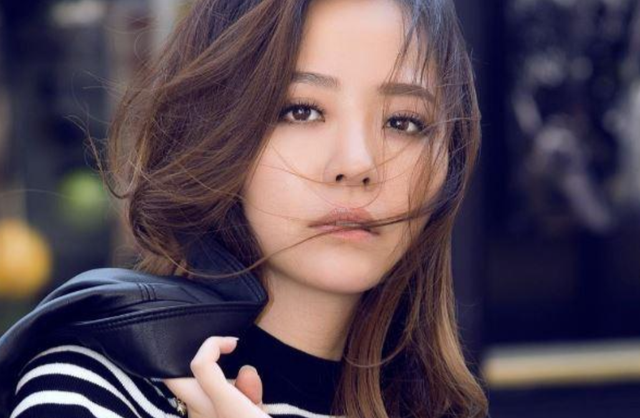 与冯轲相爱15年,被骗走6亿身家,离婚4年后二人天差地别