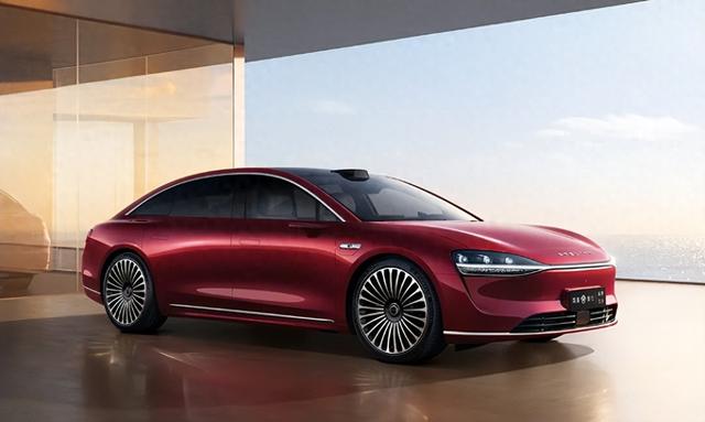 黄晓明晒享界S9订单：降下巨幕放个电影，感觉不要太舒服！