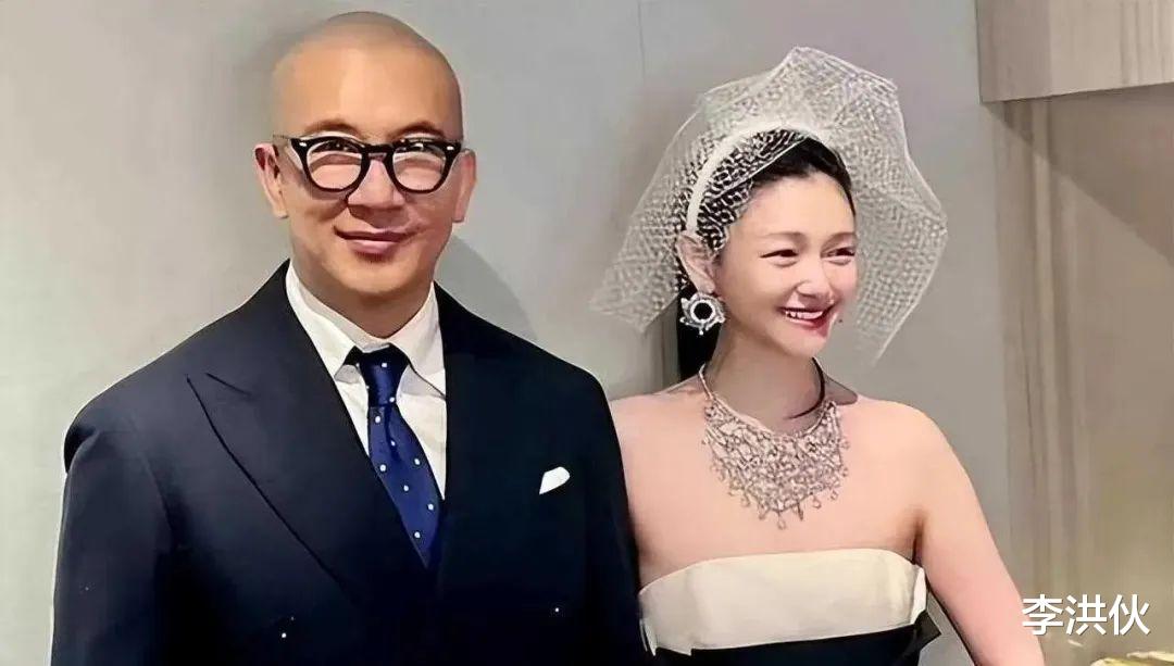 黄宣被人认成具俊晔,还有人追着喊“姐夫”,小S又上手摸肌肉了