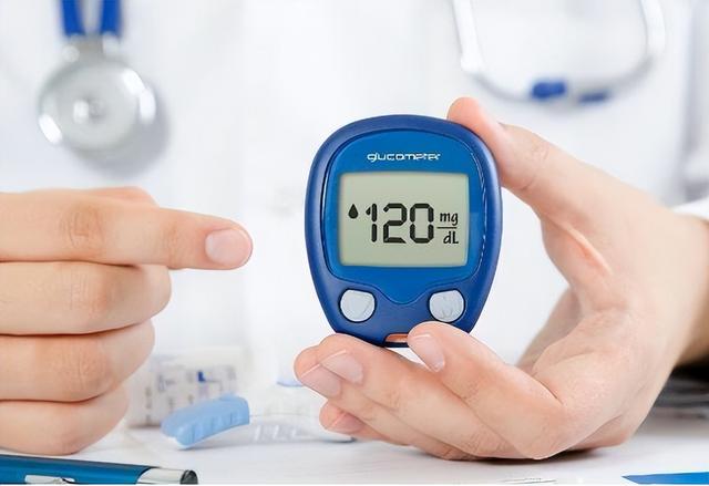 什么水果最升血糖，是西瓜吗？建议：血糖高少吃5种水果，没好处