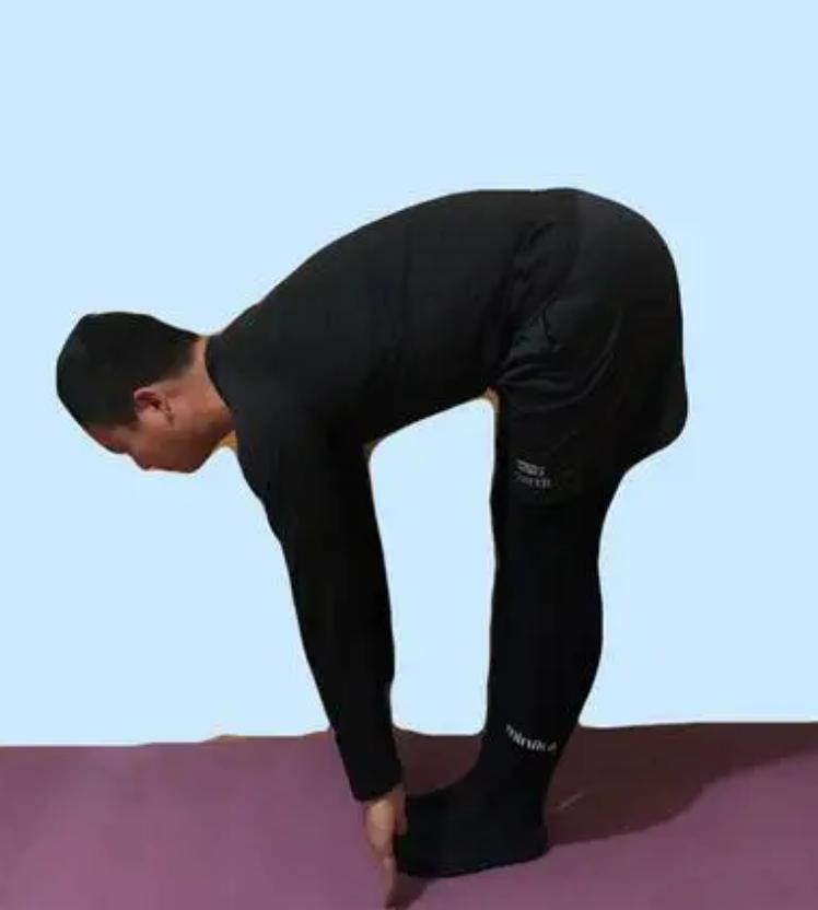 高效燃脂,不跑不跳也能瘦!居家有氧操步骤详解,你值得拥有!