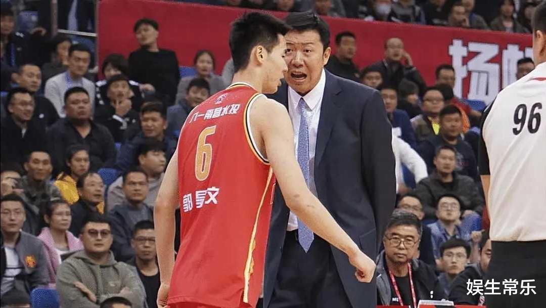 令人心痛！郭昊文CBA职业生涯悬于一线，曝光内情令人心惊