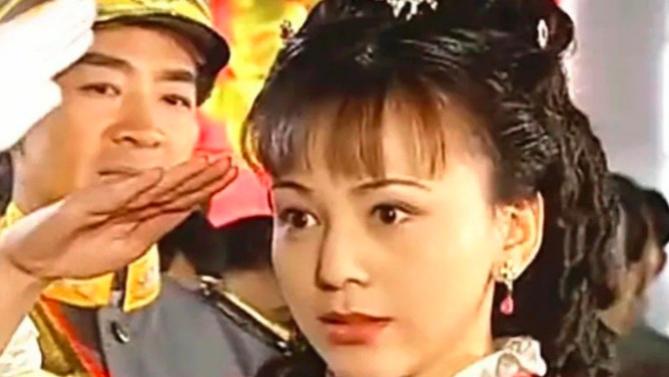 一部剧藏了10位顶级美人，除了她没人能做到，琼瑶三观不正审美正