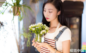 为了让弟弟顺利娶到媳妇，家里居然让我赶紧嫁人挣彩礼