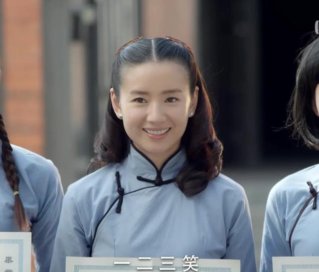 一脸褶子、耷拉眼皮却演“梦中情人”？压9年才播的剧闭眼选角吗