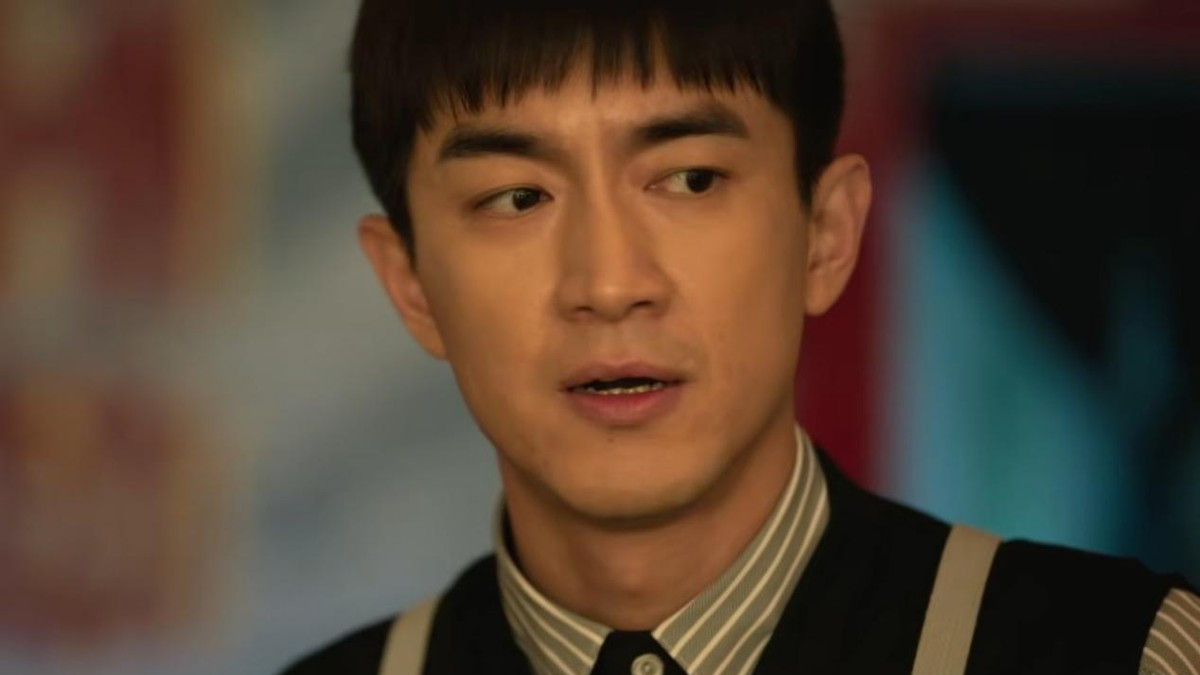 满脸褶就别硬演校草了！一脸“社会气”的大学生，出场差评一大片