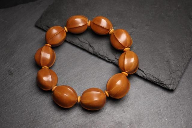 50元也能入手的文玩手串，盘玩3年惊艳四座！