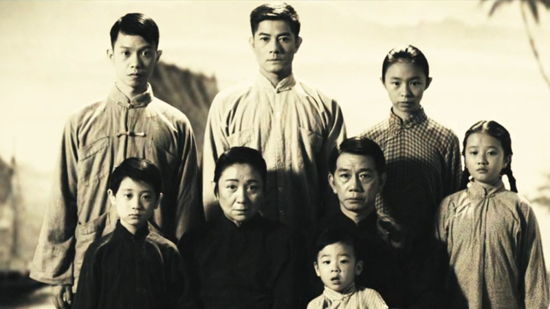 港娱:向老兵敬礼的郭富城