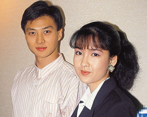 周慧敏自曝患怪病,发作时会剧痛无药可医,向神明求助居然就好了